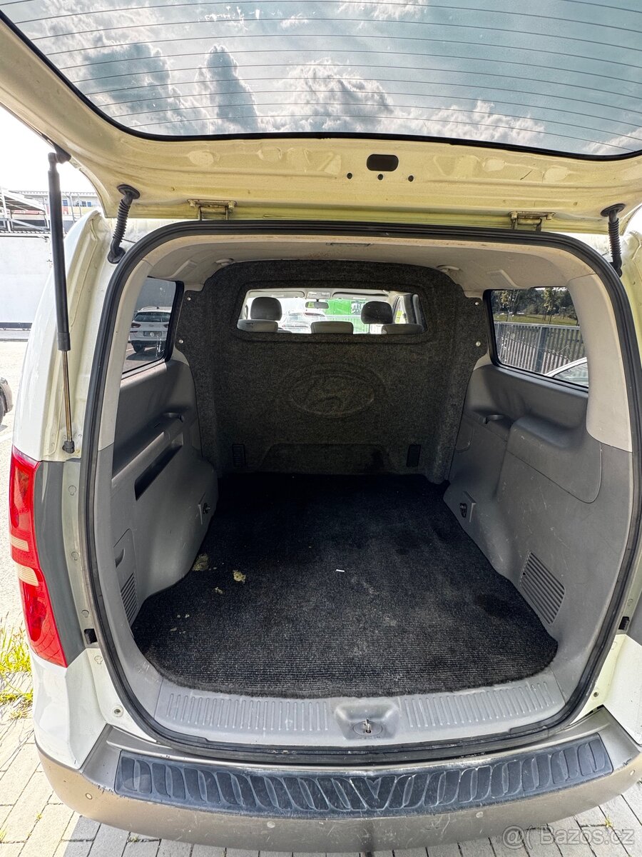 Hyundai H-1 2.5 CRDi - 11