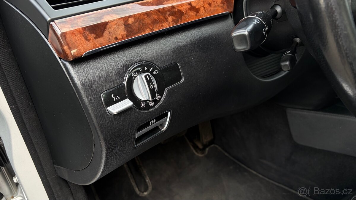 Mercedes Benz w221 - 11