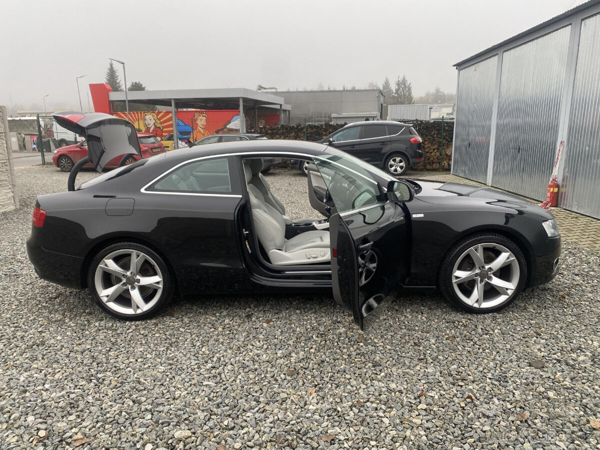 ++Audi A5 3.0TDi 235PS 4x4 MANUAL S-LINE++ - 11