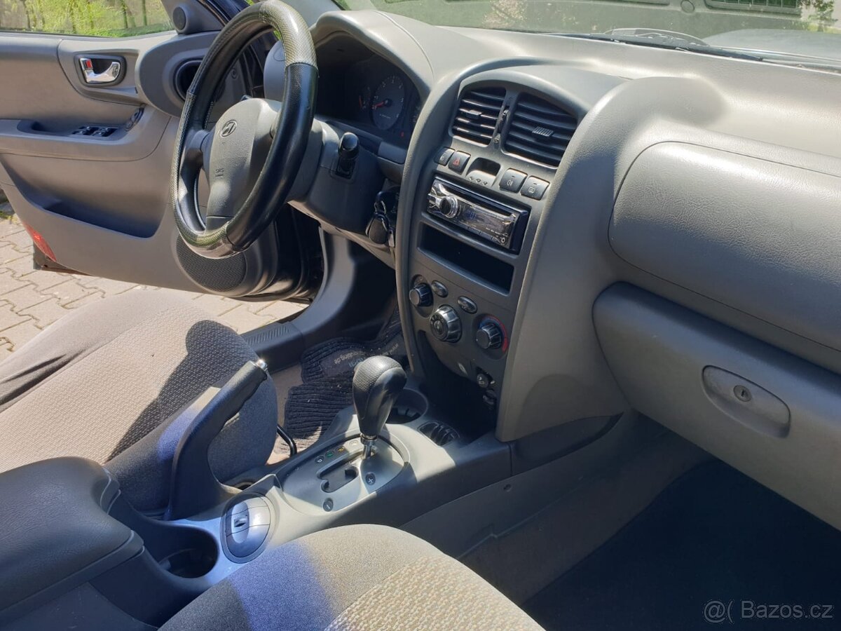 Hyundai Santa Fe 2.0 Crdi 4x4 - 11