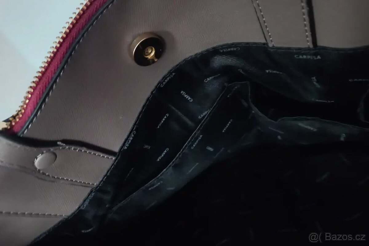 Nová kabelka Carpisa Fango Mud vínová šedivá - 11