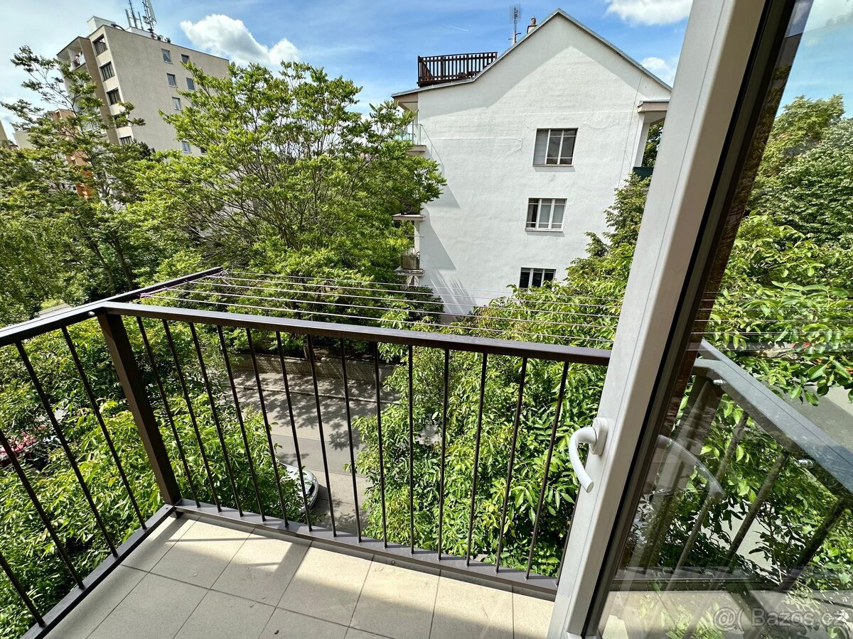 Pronájem bytu 1+1- Praha 3 - 11