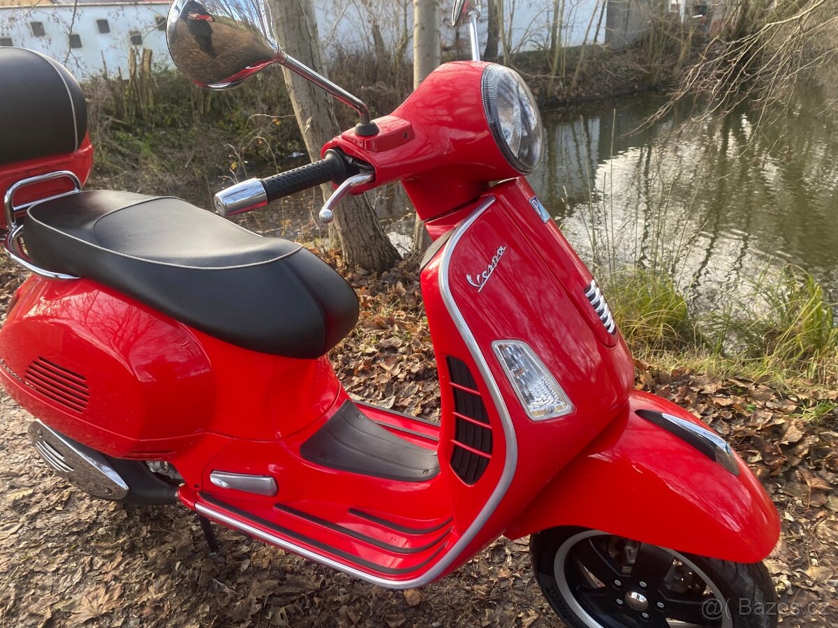 Vespa Gts 300 Super - 11