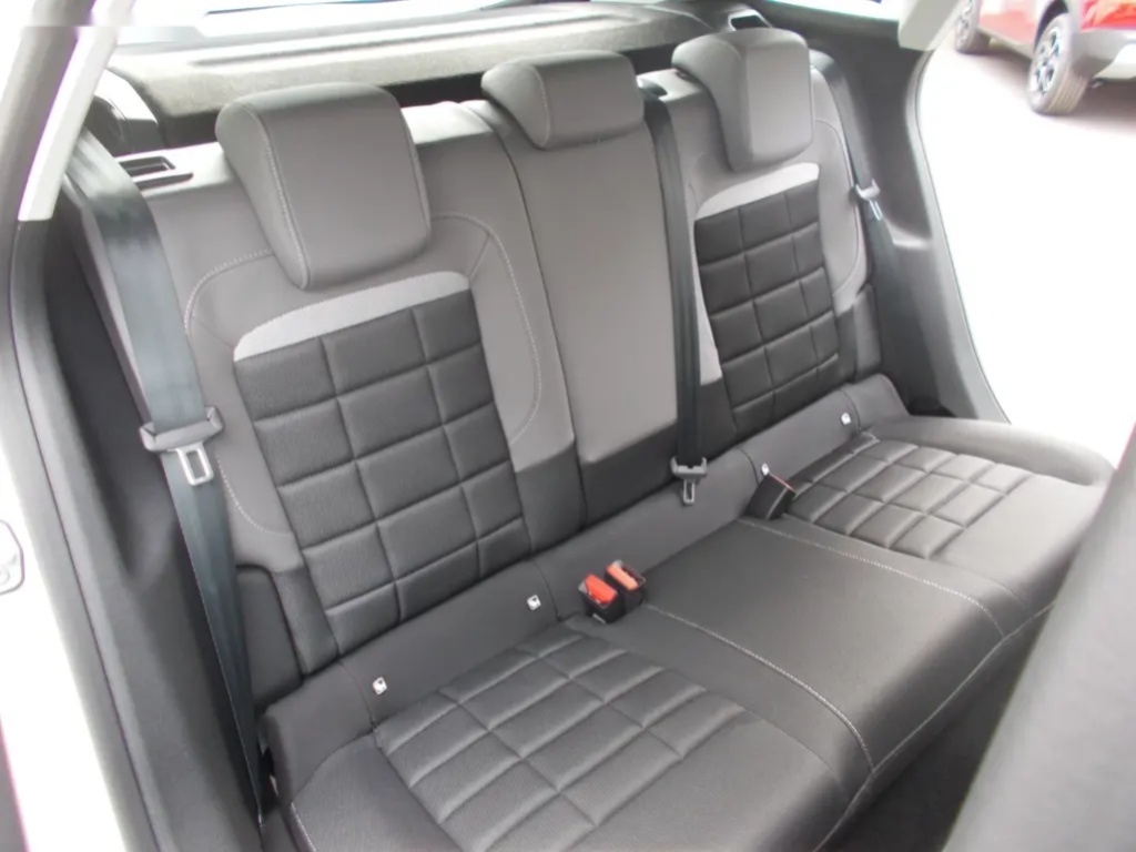 Citroën C4, PLUS Petrol 130k Automatic - 11