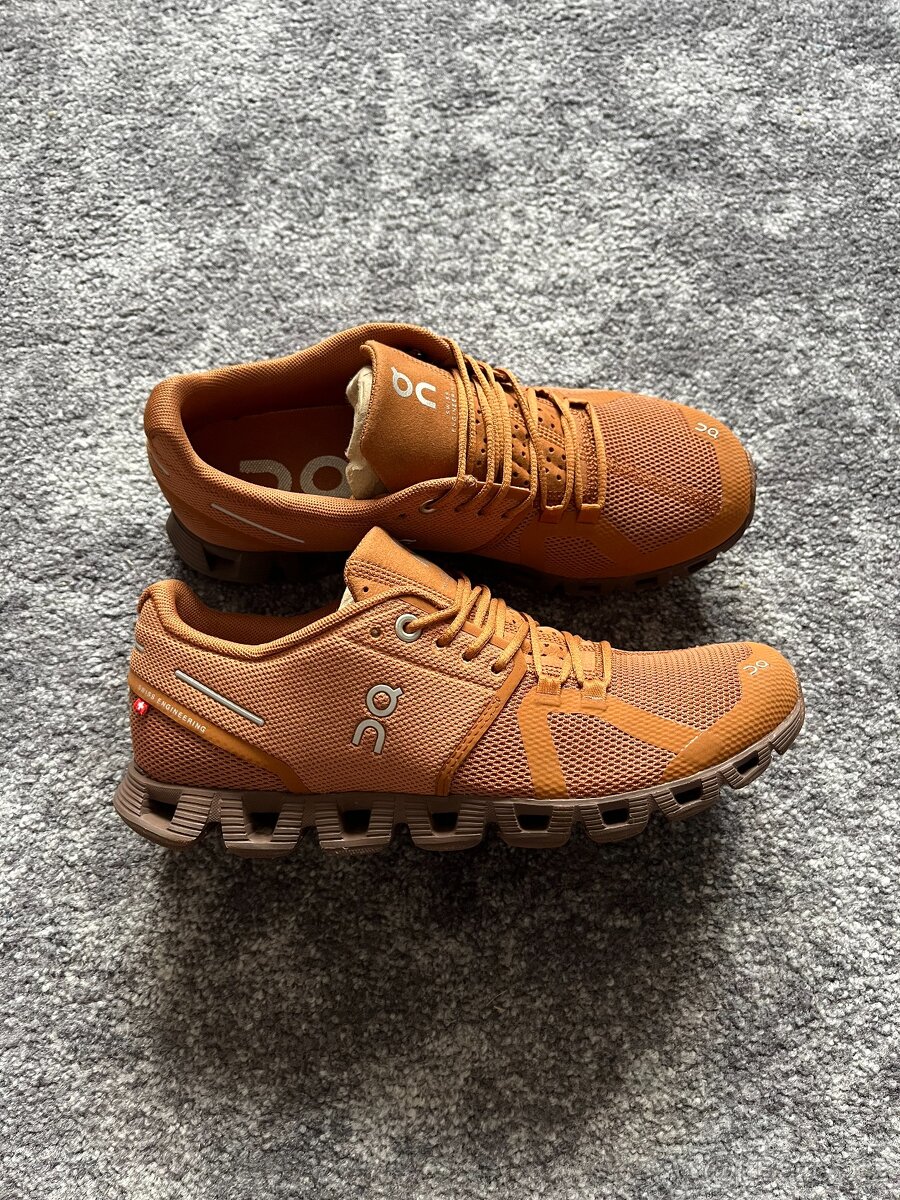 19x Dámské boty On Running Cloud, velikost 38 - 38,5 - 11