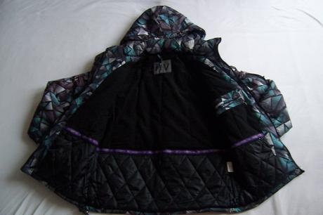 teplá zimní bunda s odepínací kapucí na zip, vel. M - 11