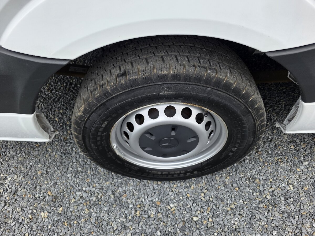 Mercedes-Benz Sprinter
2.2 CDI 310 6 míst - 11