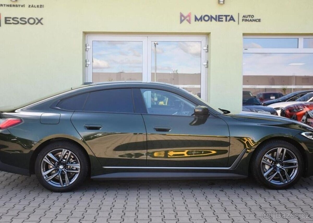 BMW i4 eDrive40 HUD 4L-ZÁRUKA SoH 99% - 11