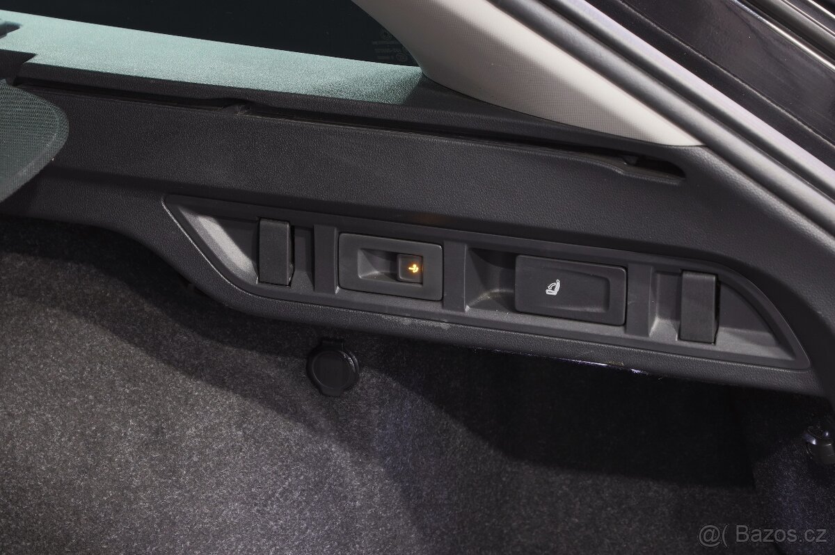 Škoda Octavia 4 Scout 2.0TDI 147kW 4x4 DSG- záruka Autodraft - 11