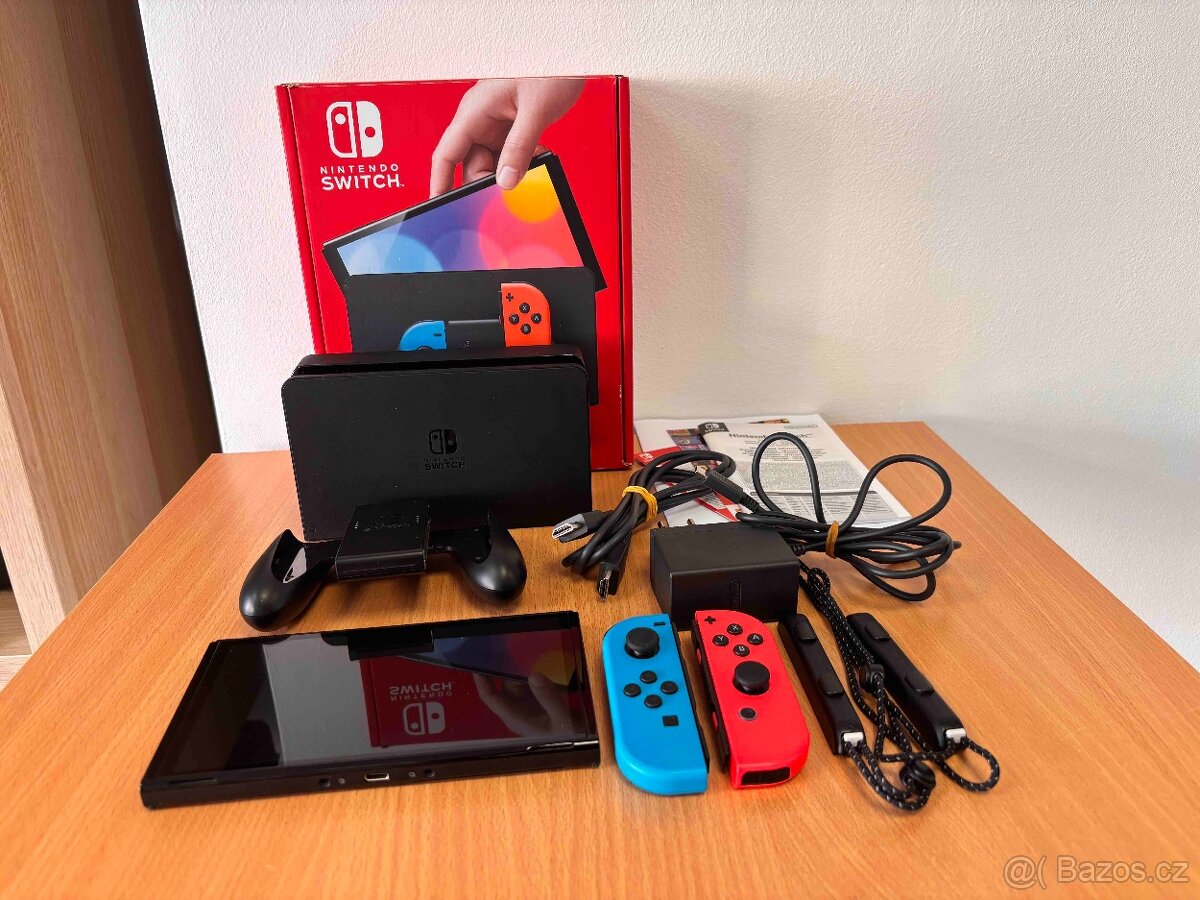 🎮 Nintendo Switch (OLED model) – Neon Blue / Neon Red - 11