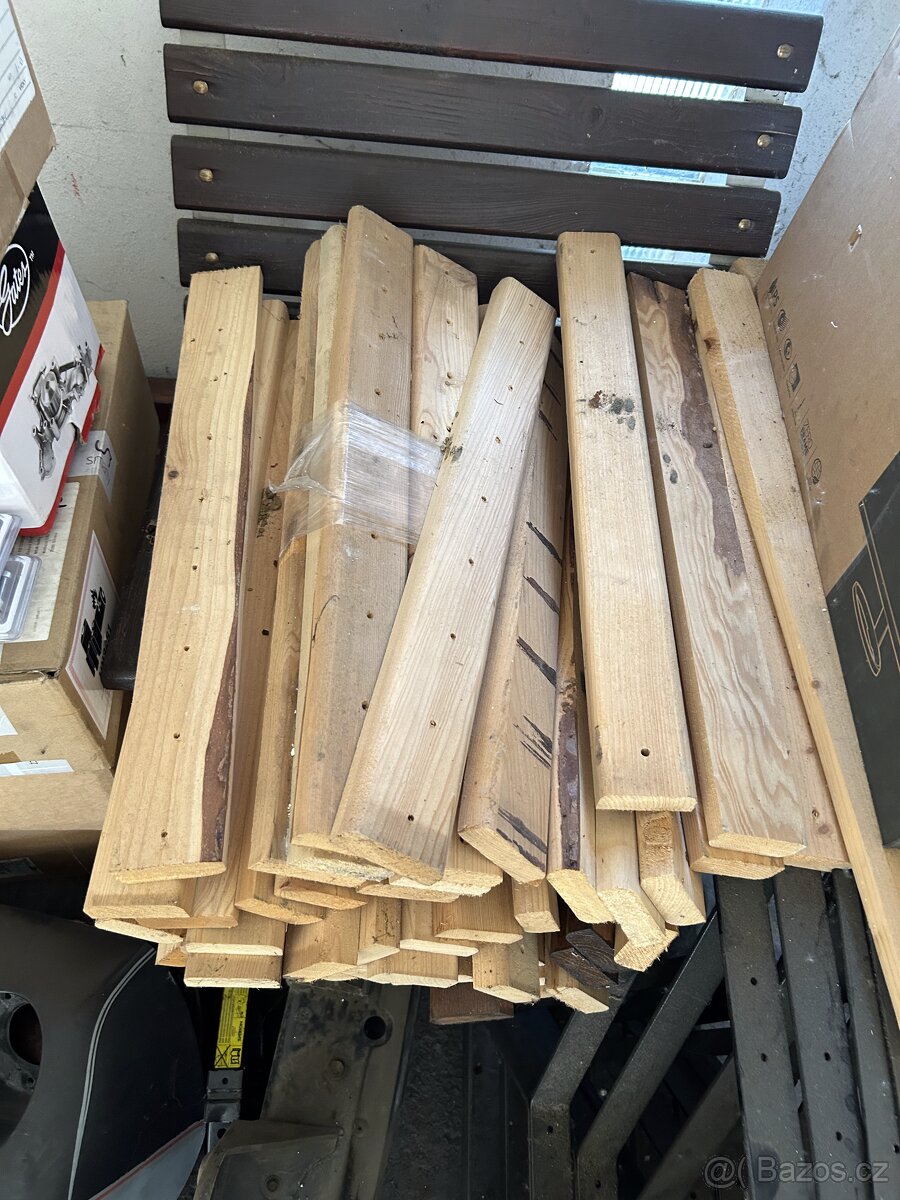 Bytelné kovové nohy pro zahradní nábytek – více variant - 11