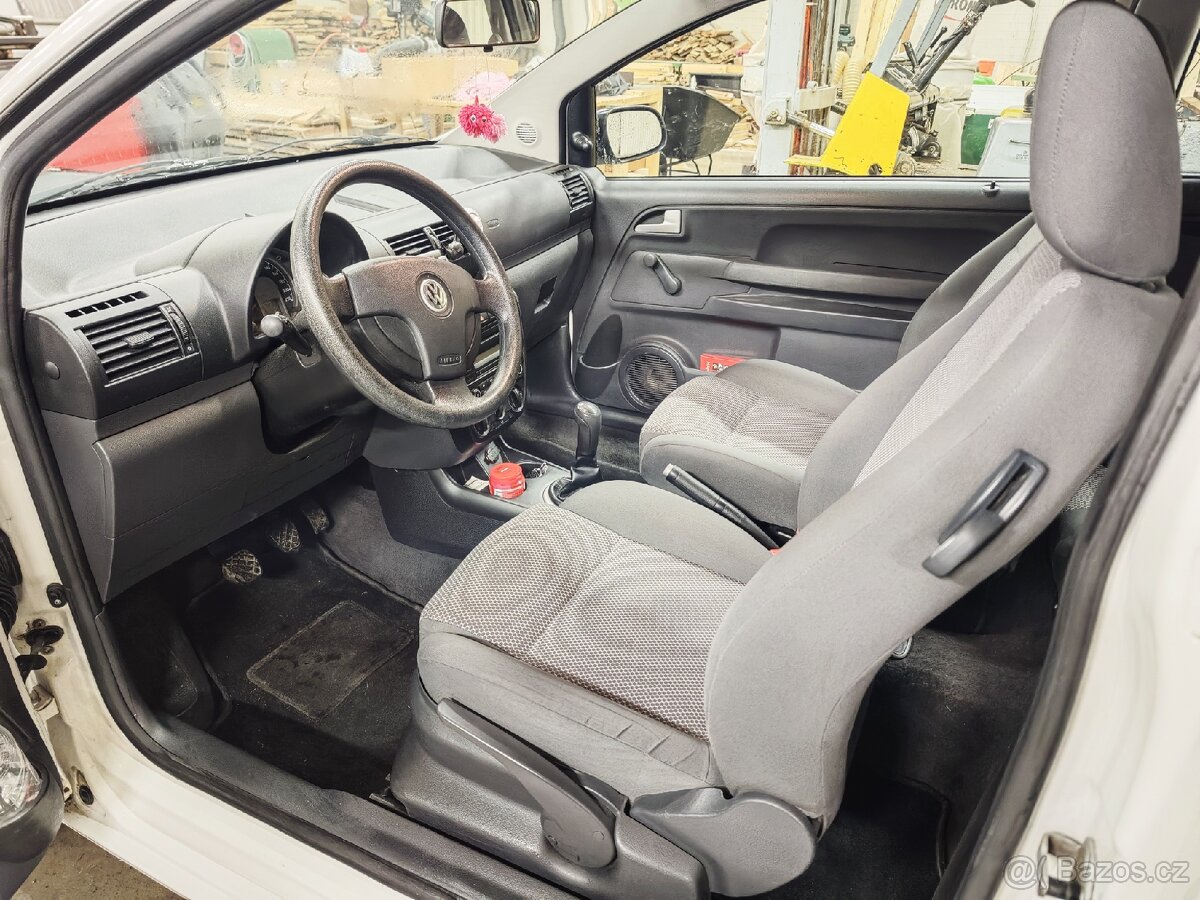 Prodám Volkswagen Fox - 11