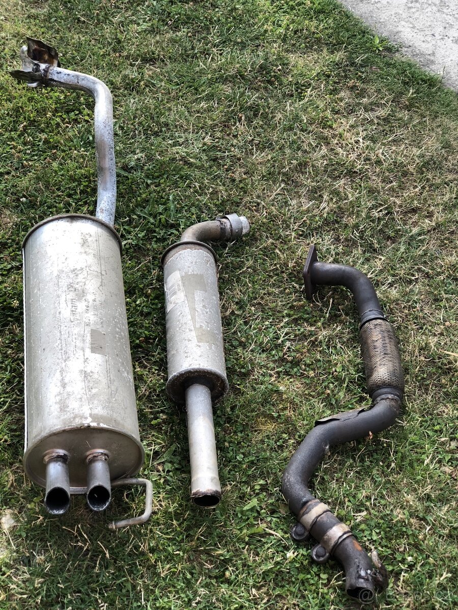 náhradní dily vw golf 4 cena dohodou - 11