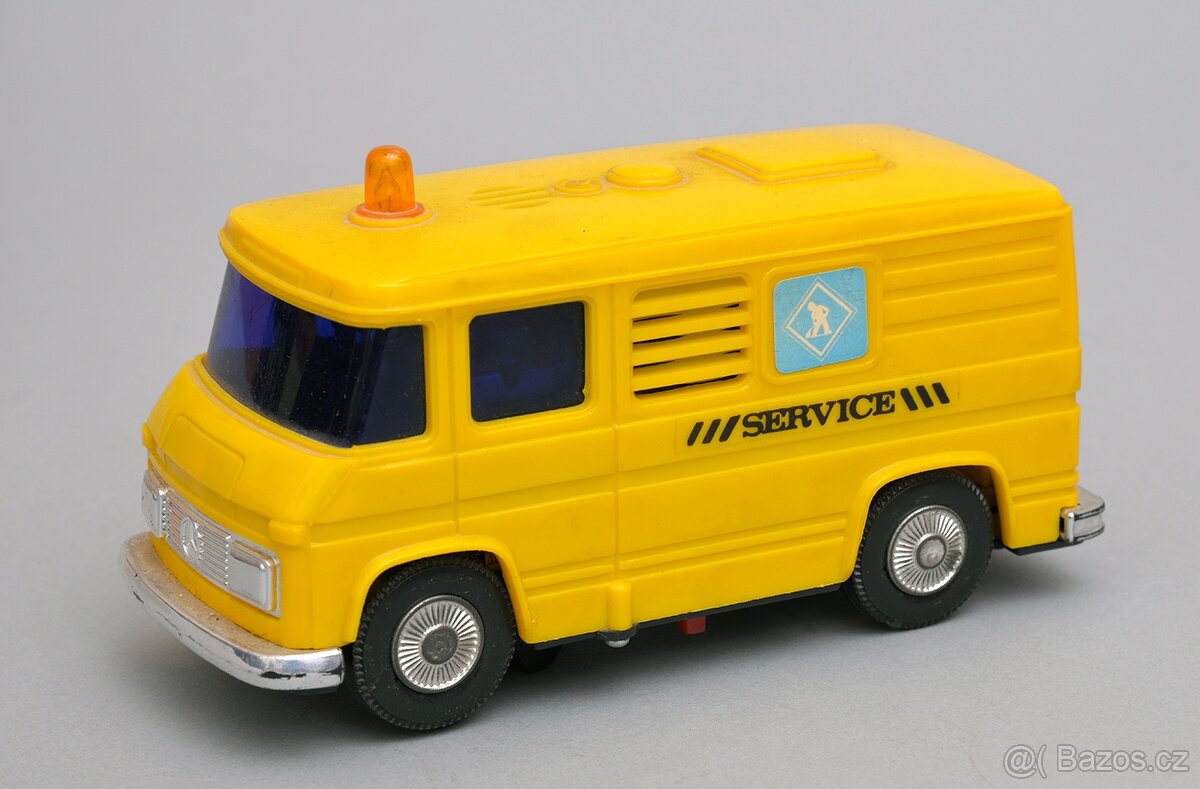 Modely autíček / hračky pro sběratele - 11