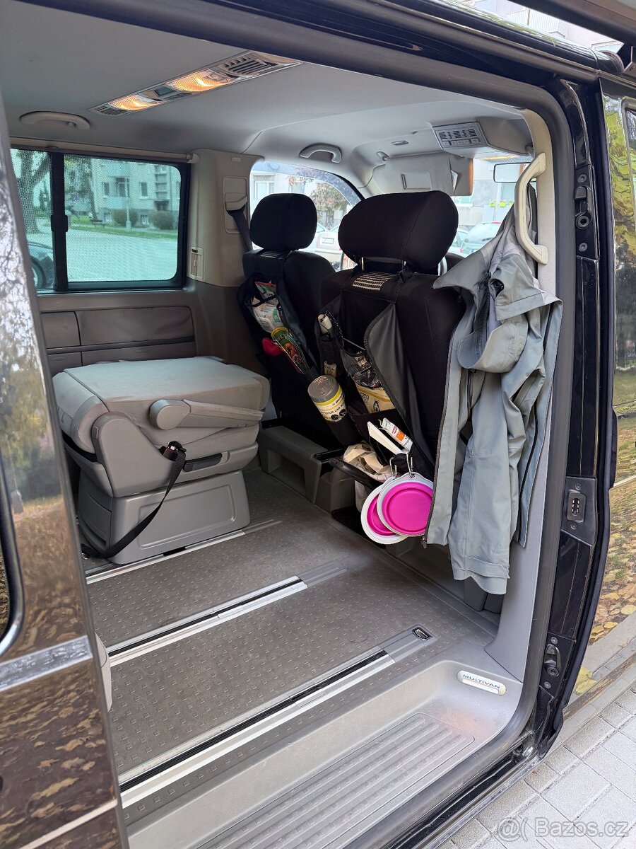 Volkswagen Multivan T5 1.9 TDI 75 kW – výborný stav. - 11