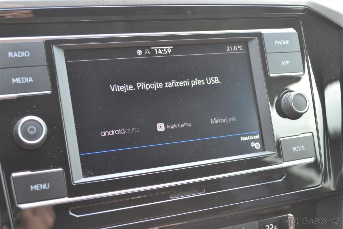 Volkswagen Passat 2.0 TDI DSG FULL LED ACC - 11