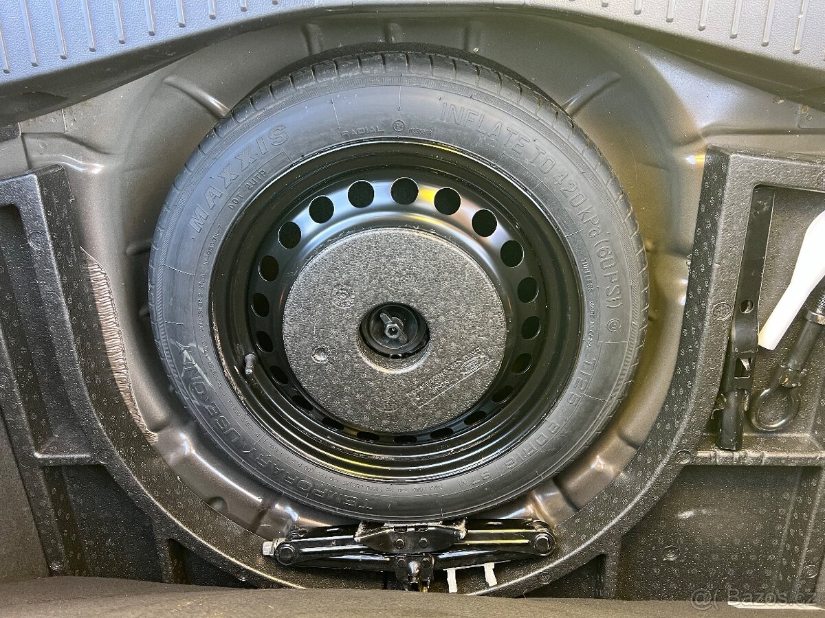 Ford C-Max 1.0i Ecoboost 92kw manuál - 11