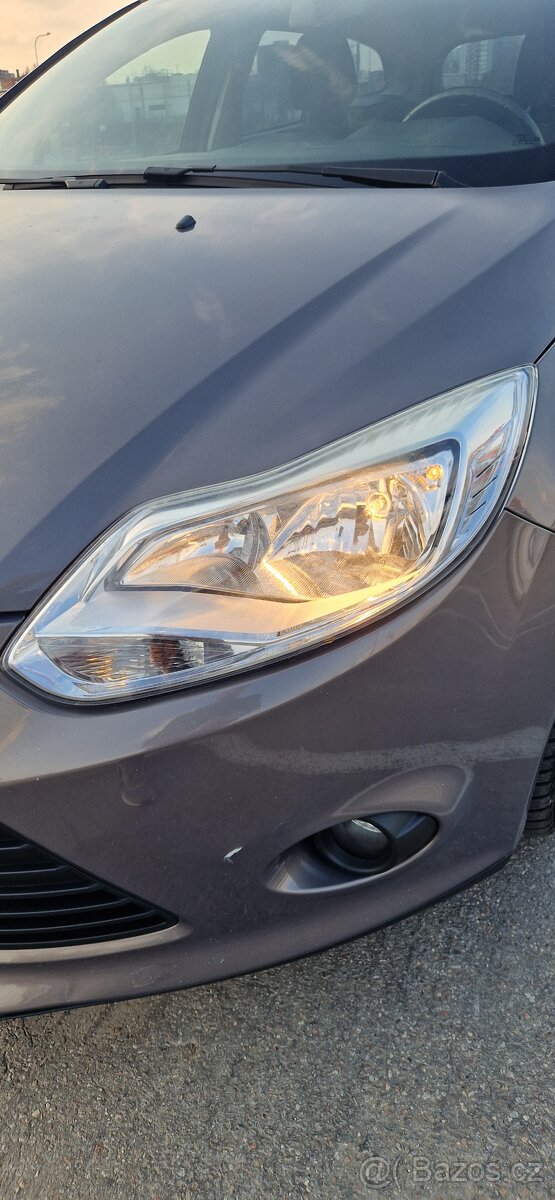 FORD Focus - 11