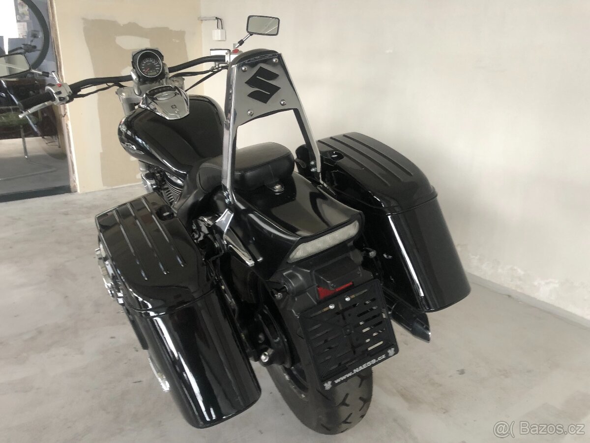 Suzuki M800 Intruder - 11