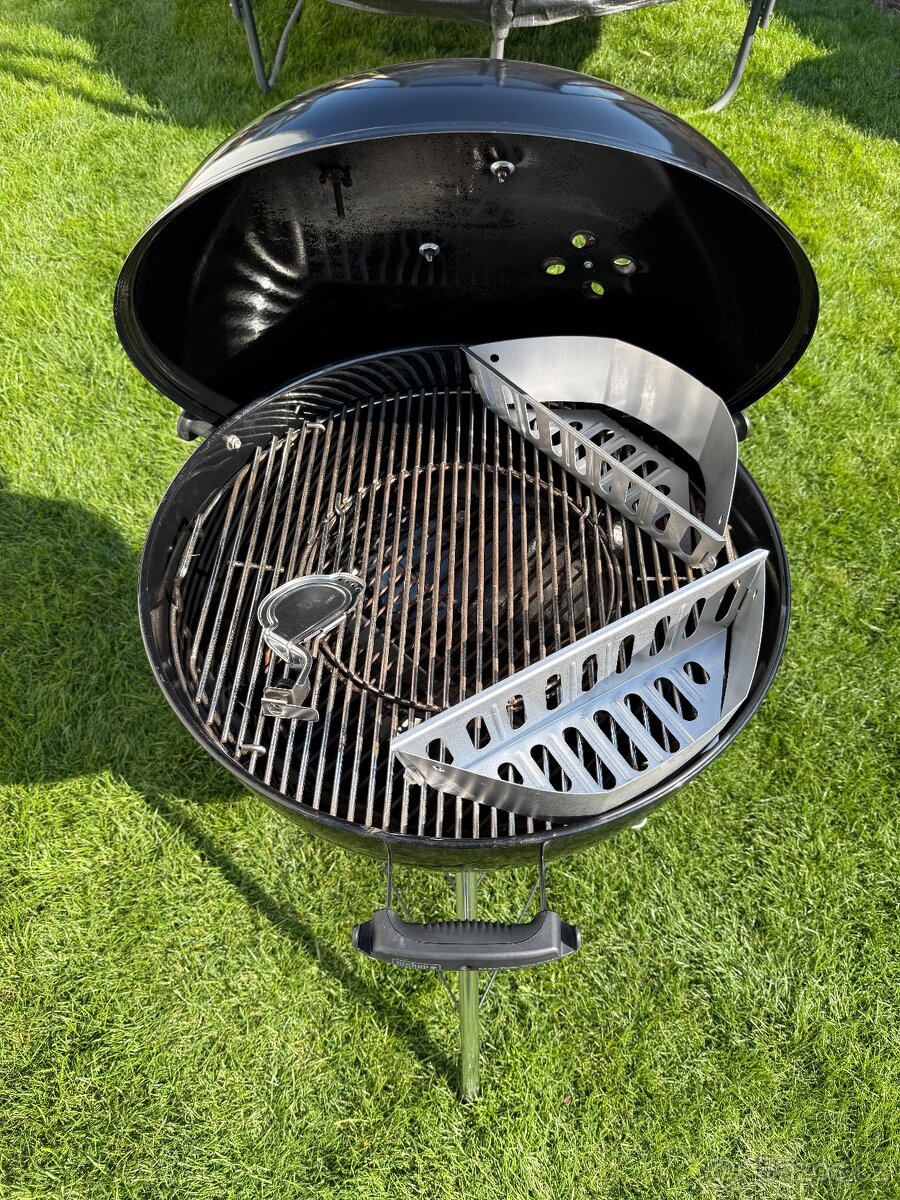 WEBER GRIL NA DŘEVĚNÉ UHLÍ MASTER-TOUCH 57 CM - 11