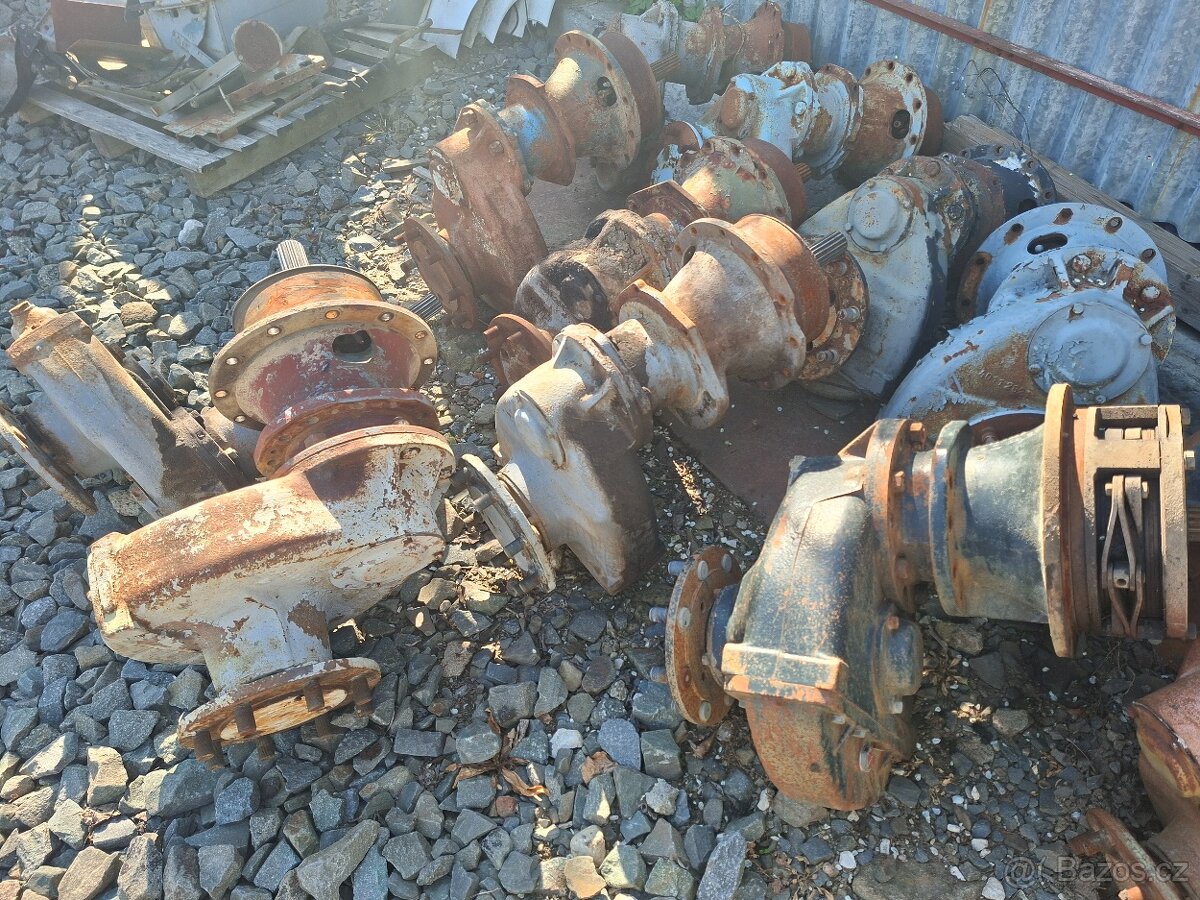 Zetor uřI díly - 11