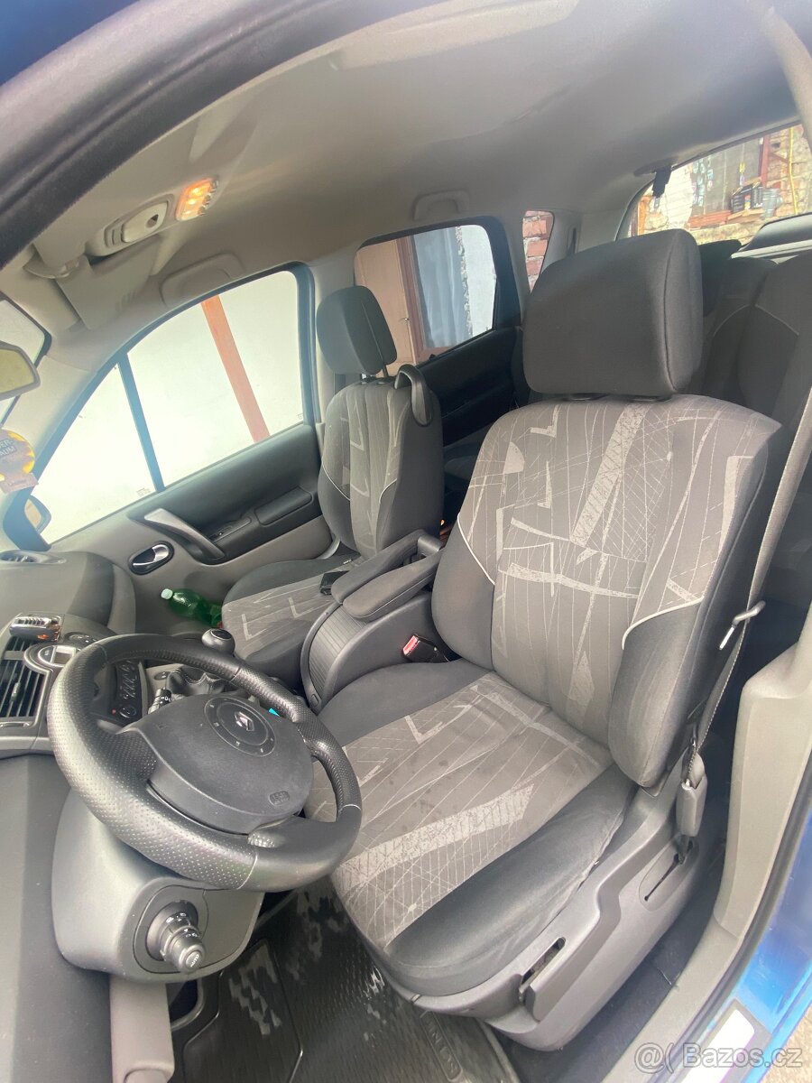 Renault Megan Scenic - 11