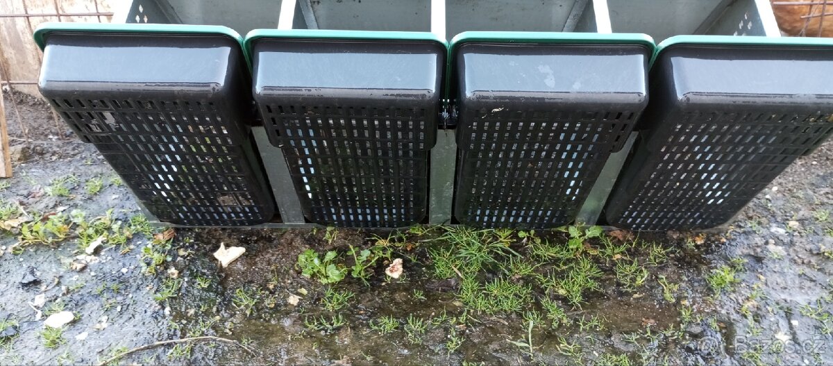 Nádobí pro slepice - 11