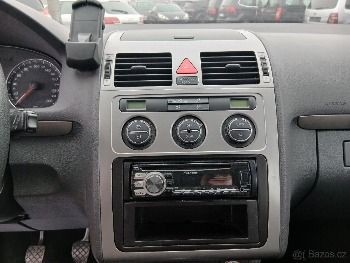 Volkswagen Touran 1.4 TSI, r.v. 2009 - 11