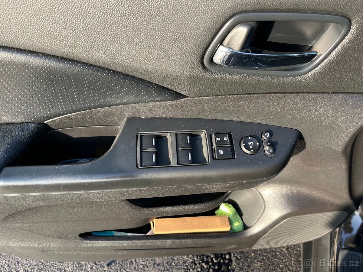 Prodám Honda CR-V 1.6i DTEC - 11