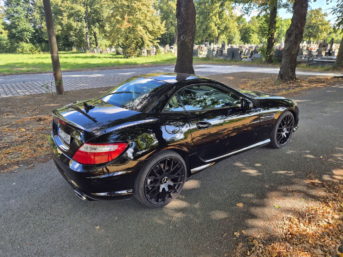 Mercedes SLK 350 AMG - 11