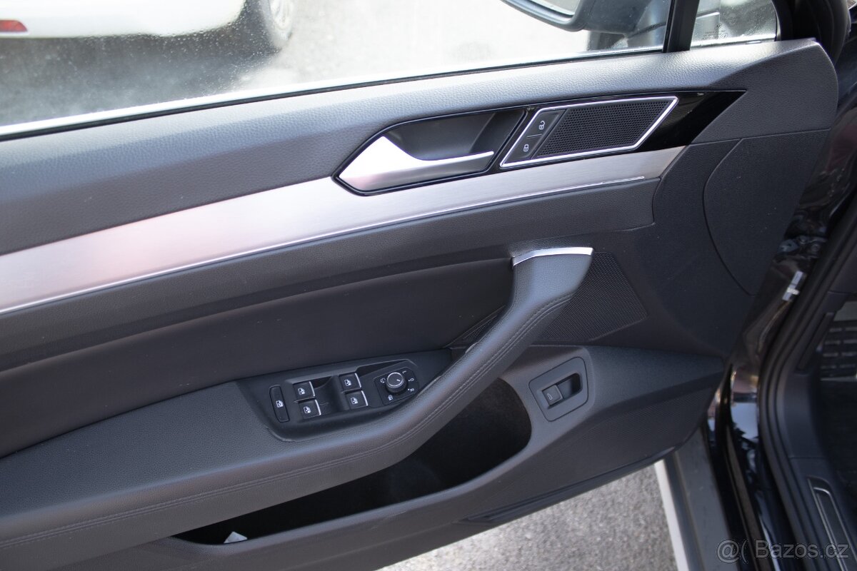 Volkswagen Passat Variant 2.0 TDI SCR 140kW 4 Motion - 11