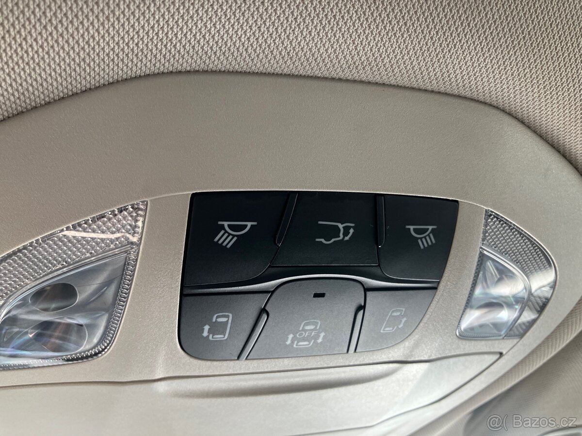 2022 CHRYSLER PACIFICA - 11