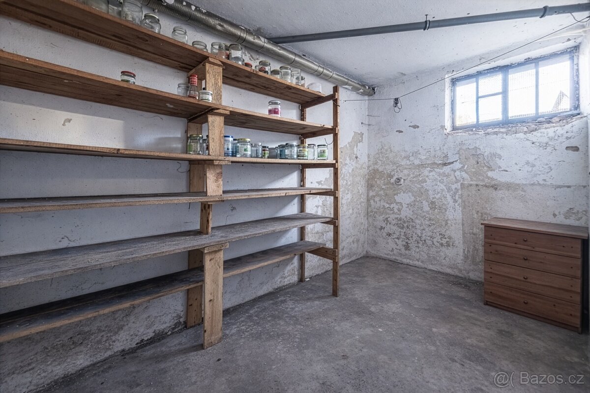 Prodáme RD v Dolním Třeboníně - 11