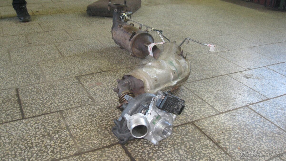 Nissan Navara 2,5 DCi - 11