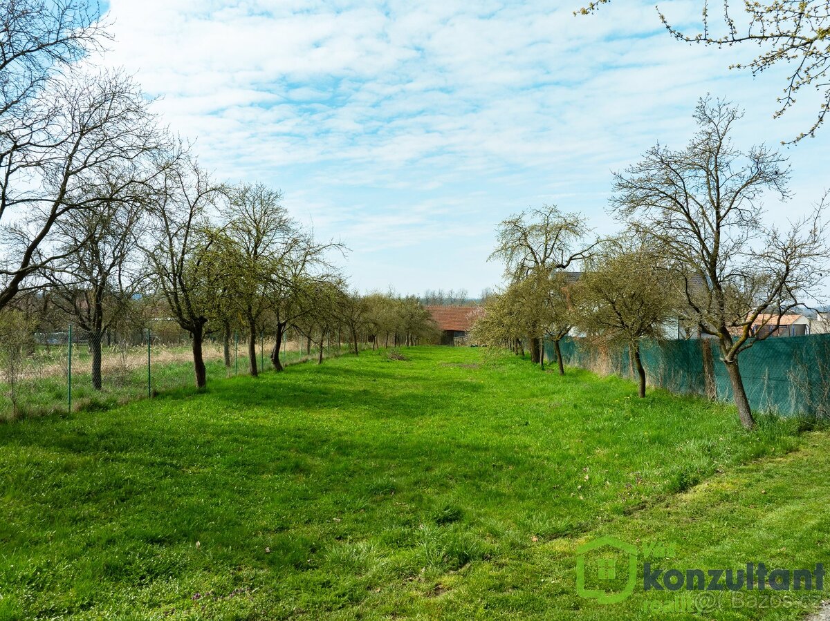 Prodej stavebního pozemku 1263 m² v obci Svatoslav u Tišnova - 11