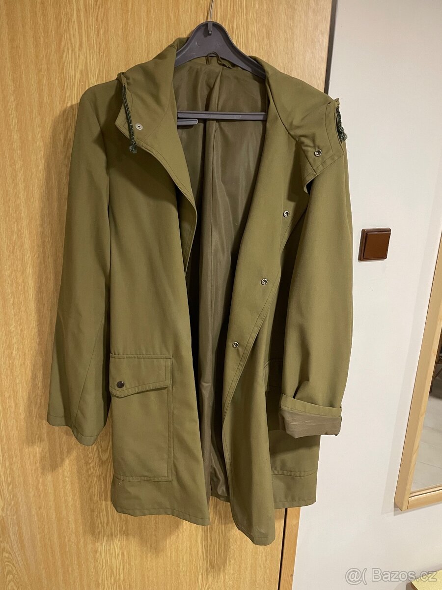 Prodám starší bundy a kabát - 11