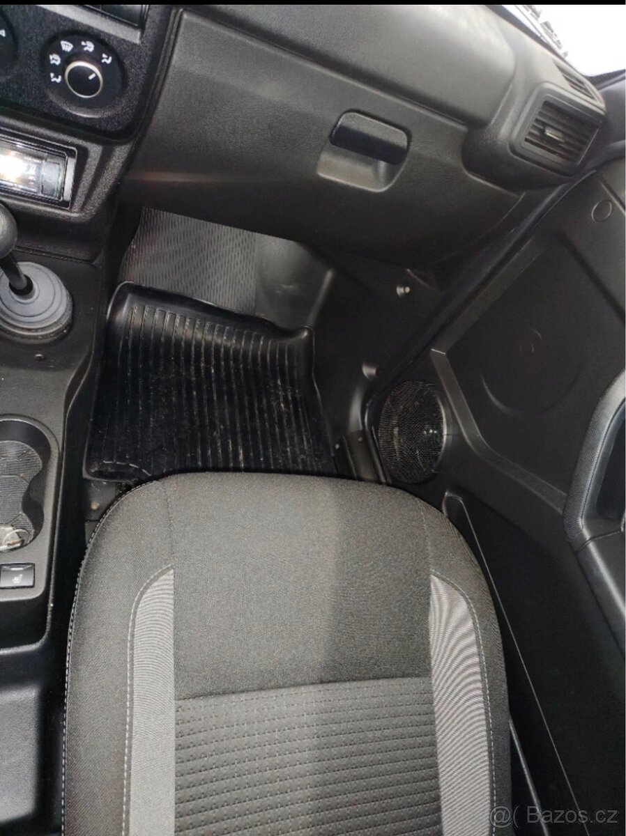 Lada niva urban black - 11