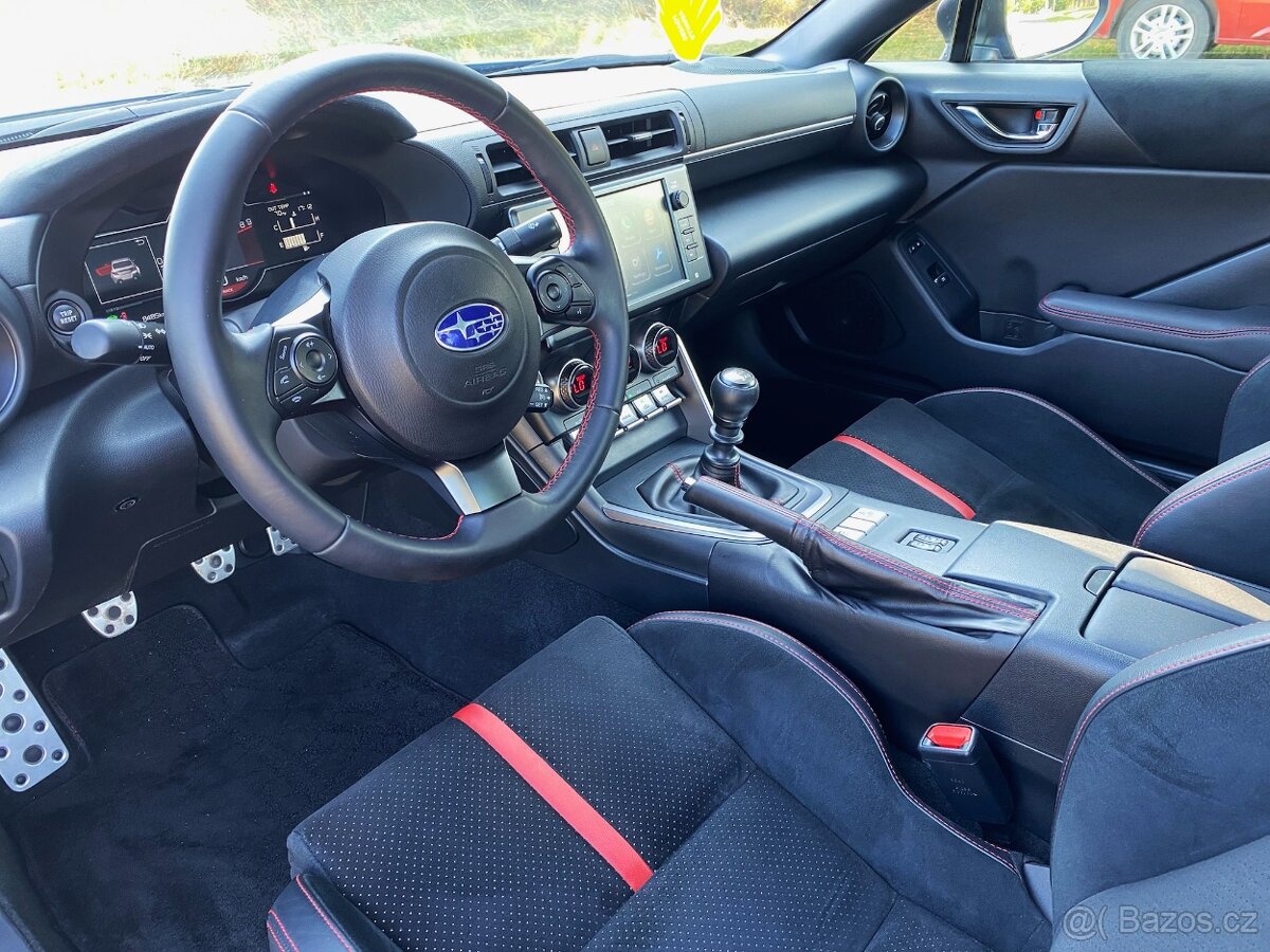 Prodam Subaru BRZ 2,4 - 2022 - 11
