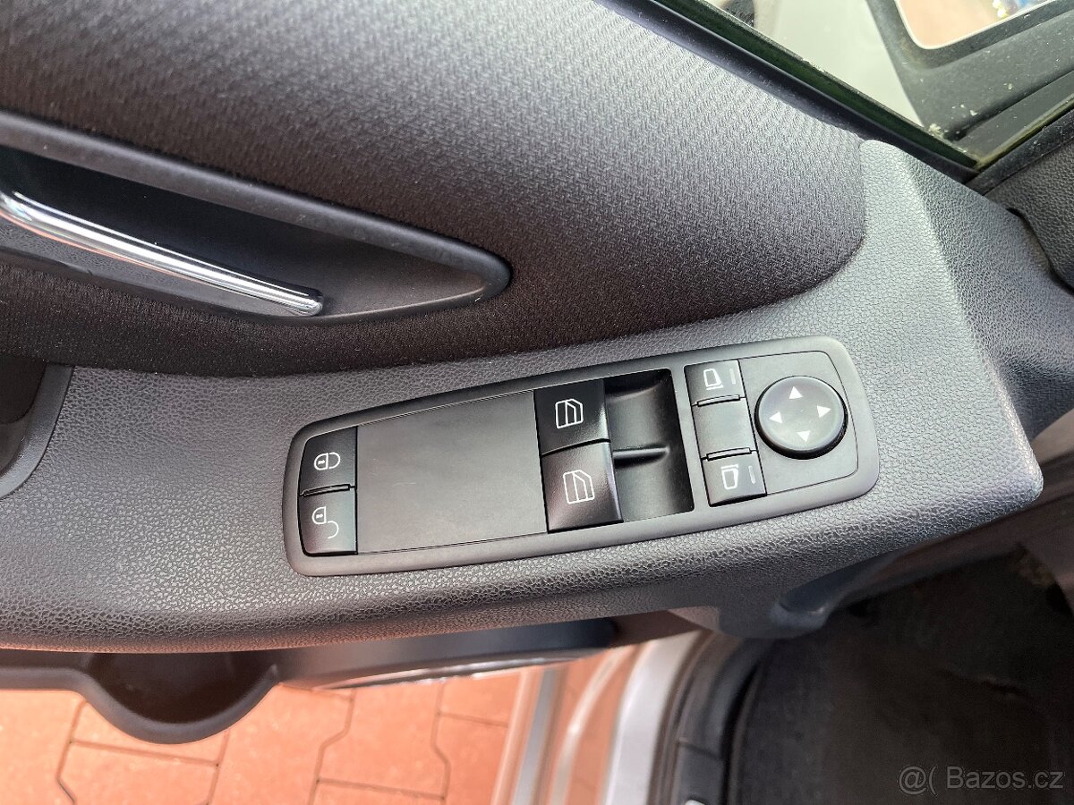 Mercedes-Benz A 170 Avantgarde - 11