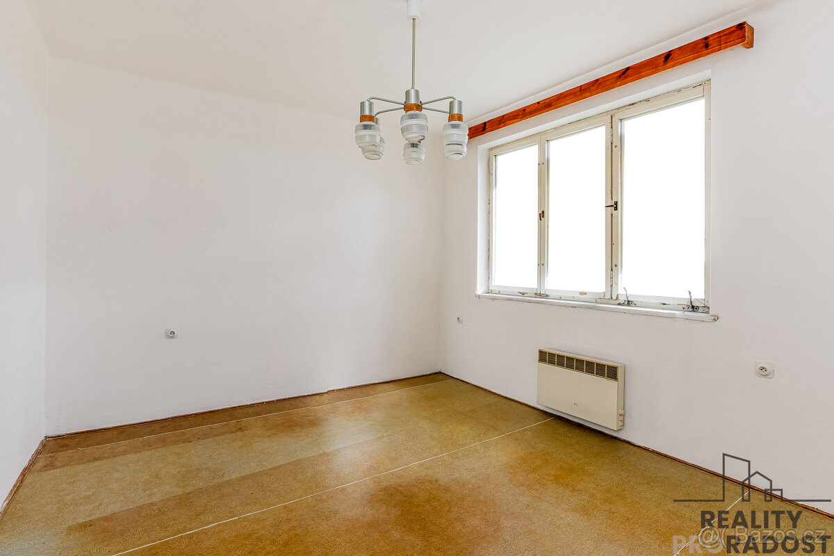 Zajímavá investiční příležitost v podobě bytu 3+1 s balkonem - 11