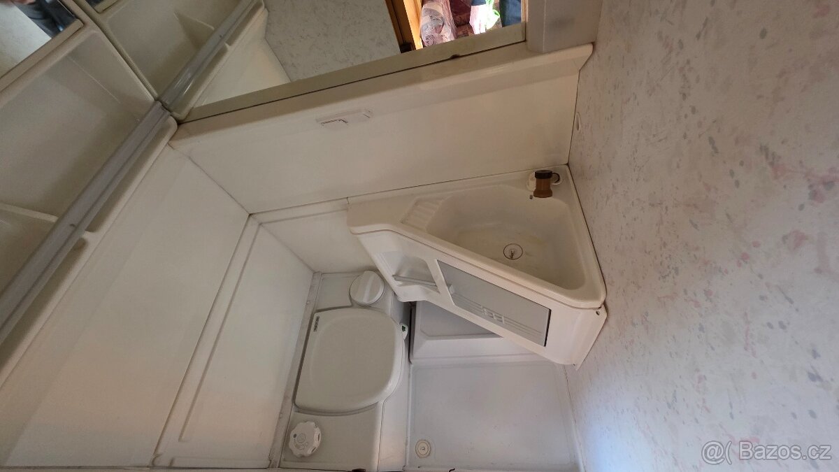 Knaus Vimara 370 (Marcampo), 100 km/h, předstan - 11