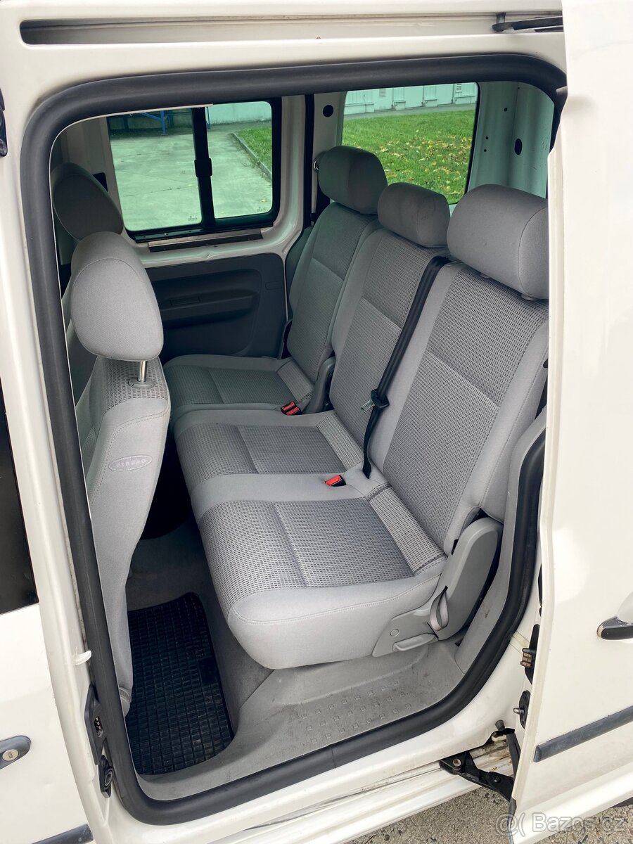 VW Caddy 1.9 nová STK - 11