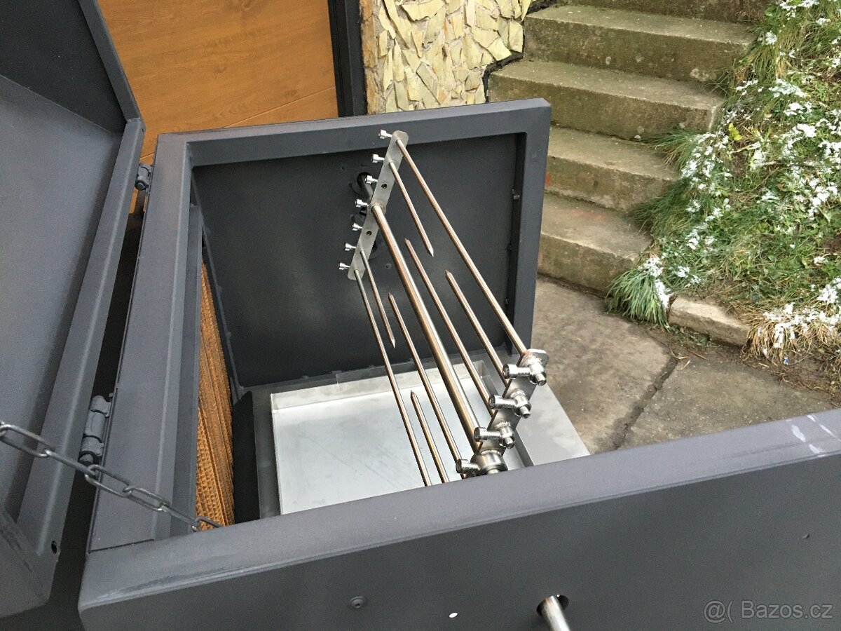 Gril na kýtu, krůtu nebo kuřata - 11