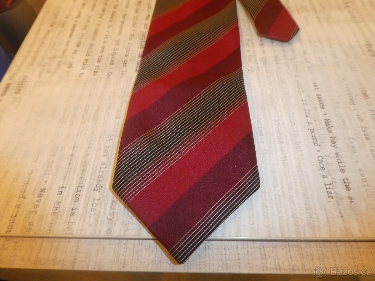 Kravaty a motýlek - 11