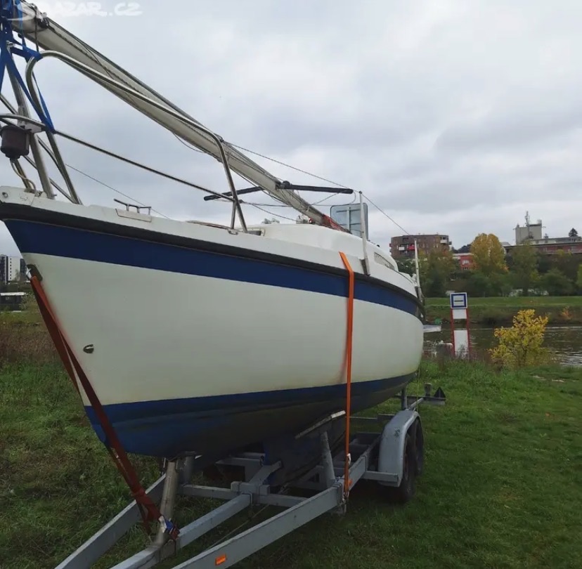 Kajutová plachetnice Wegu Rubin 23 - 11