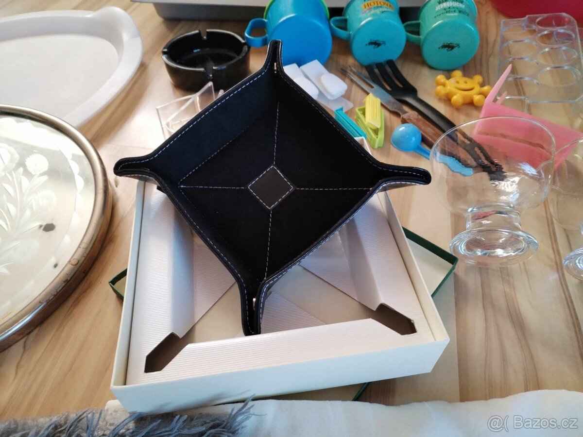 Set nádobí a potřeb do kuchyně a do domácnosti - 11