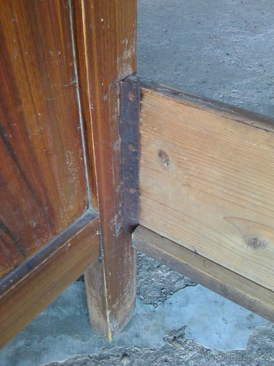 skříň + postel - 11