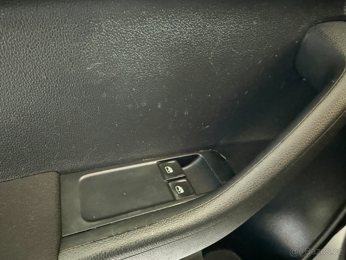 Škoda Fabia 1,2 TSI 66kW,SERVISKA - 11