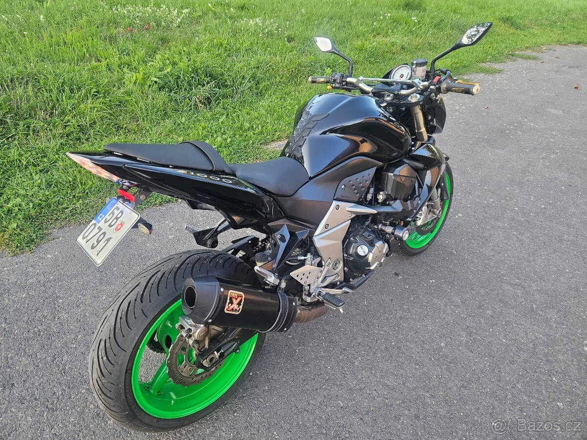 Kawasaki Z 1000 - 11