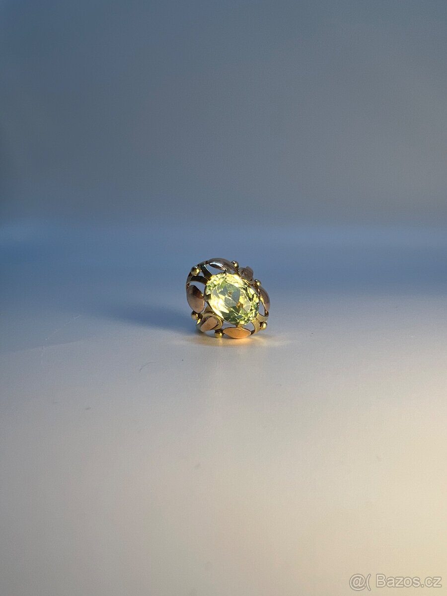 Krásný zlatý prsten - peridot - 11